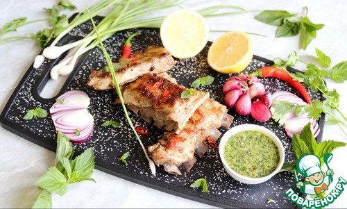 Бараньи рёбрышки с кориандром и мятным соусом