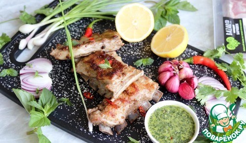 Бараньи рёбрышки с кориандром и мятным соусом