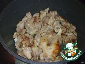 Баранина с баклажанами, картофелем, перцем и помидорами Баранина с баклажанами, картофелем, перцем и помидорами