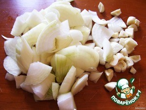 Баранина с соусом из слив