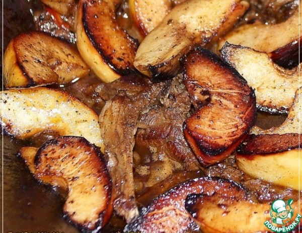 Баранина с жареной айвой в казане Баранина с жареной айвой в казане