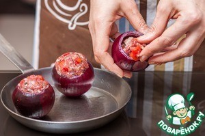 Баранина, запеченная в красном луке Баранина, запеченная в красном луке