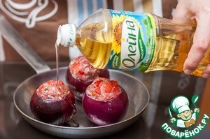 Баранина, запеченная в красном луке Баранина, запеченная в красном луке