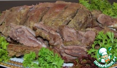 Баранья лопатка в мятно-лимонном маринаде Баранья лопатка в мятно-лимонном маринаде