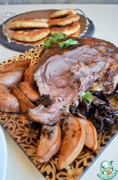 Баранья нога в специях Баранья нога в специях