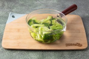 Салат с маринованными шампиньонами на год Дракона Салат с маринованными шампиньонами на год Дракона