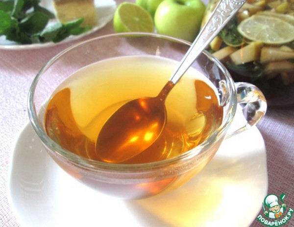 Чай с яблоком, лаймом и мятой Чай с яблоком, лаймом и мятой