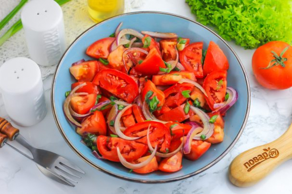 Салат из помидоров с соевым соусом Салат из помидоров с соевым соусом