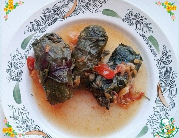 Долма из свекольных листьев