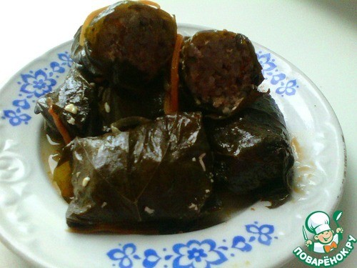 Долма на овощной подушке Долма на овощной подушке