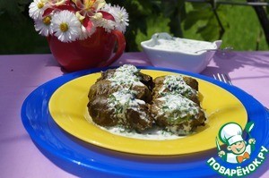 Долма под соусом из мацони