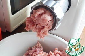 Долма под соусом из мацони