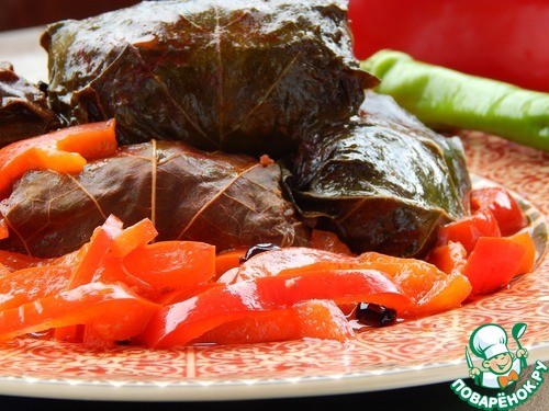 Долма с тушеным перцем Долма с тушеным перцем