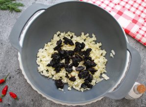 Салат с курицей в грейпфруте Салат с курицей в грейпфруте