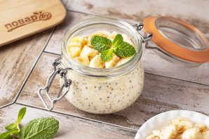 Ленивая овсянка в банке с йогуртом Ленивая овсянка в банке с йогуртом