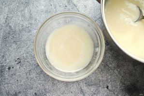 Шарлотка с савоярди Шарлотка с савоярди