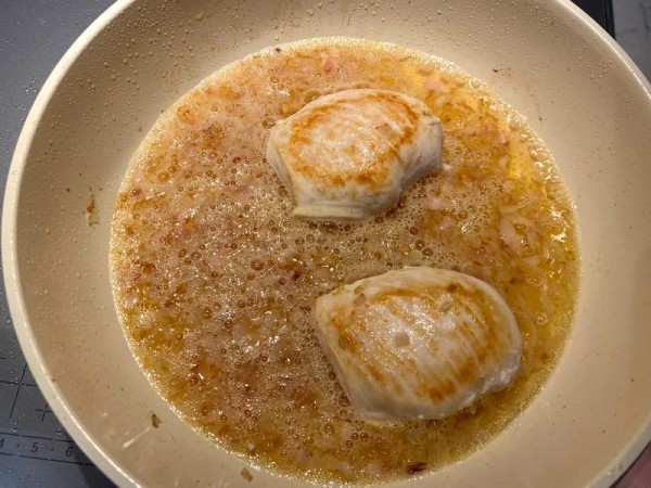 Курица с гречкой в сковороде — рецепт приготовления в домашних условиях
Курица с гречкой в сковороде — рецепт приготовления в домашних условиях