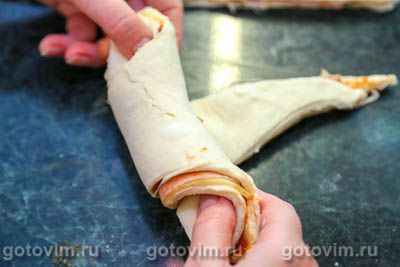 Пицца-круассан с ветчиной и сыром Пицца-круассан с ветчиной и сыром