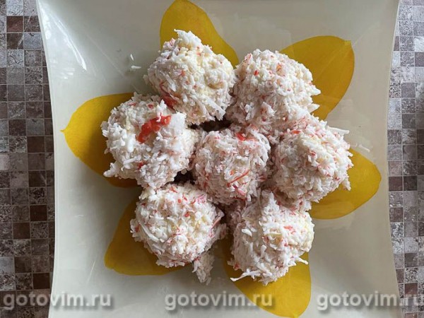 Салат «Рафаэлло» Салат «Рафаэлло»