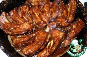 Глазированные свиные ребрышки