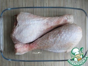 Голени индейки в сливочно-сырном соусе