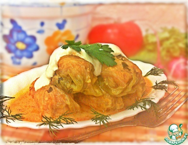 Голубцы в сметанно-томатном соусе