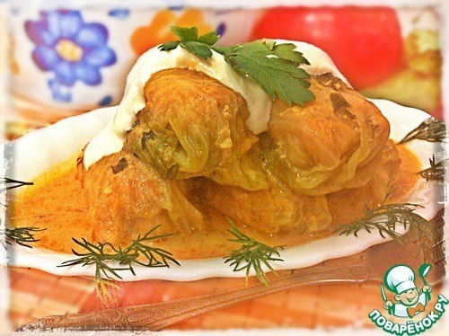 Голубцы в сметанно-томатном соусе