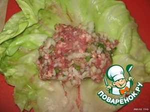 Голубцы, запечeнные под сметанно-луковым соусом