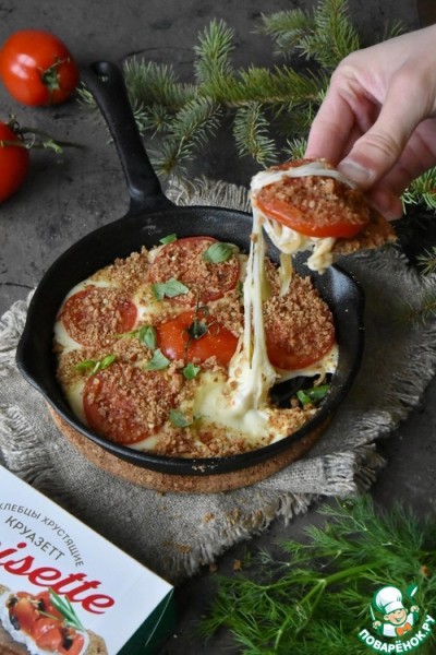 Гратен из моцареллы с хрустящим топпингом Гратен из моцареллы с хрустящим топпингом