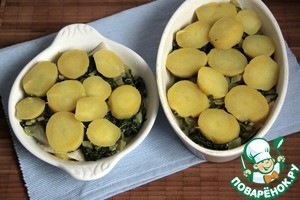 Гратин из картофеля и камбалы под соусом из горгонзолы