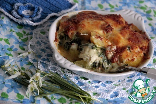 Гратин из картофеля и камбалы под соусом из горгонзолы