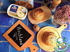 Хлебные горшочки с мясом и сыром