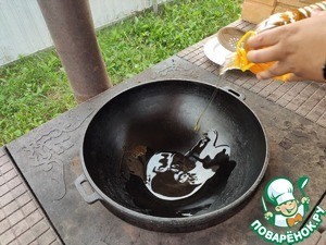 Хрустящие крылышки в остро-сладком соусе Хрустящие крылышки в остро-сладком соусе