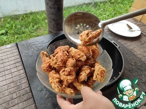 Хрустящие крылышки в остро-сладком соусе Хрустящие крылышки в остро-сладком соусе
