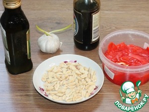 Индюшачьи шашлычки Сатай с арахисовым соусом Индюшачьи шашлычки Сатай с арахисовым соусом