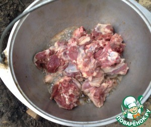 Ягнёнок в казане "По-московски" Ягнёнок в казане "По-московски"