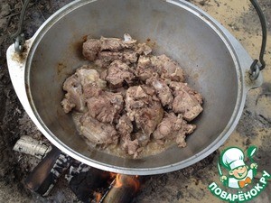 Ягнёнок в казане "По-московски" Ягнёнок в казане "По-московски"