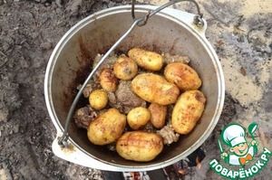 Ягнёнок в казане "По-московски" Ягнёнок в казане "По-московски"