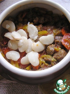 Яхния с бараниной и фасолью
