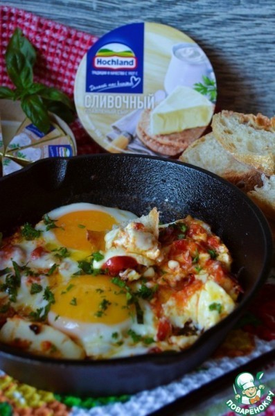 Яичница с плавленым сыром и овощами Яичница с плавленым сыром и овощами