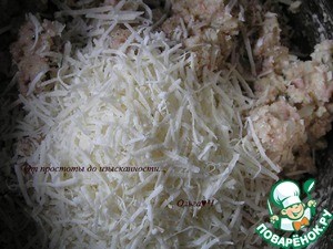 Канедерли из хлеба и колбас в бульоне Канедерли из хлеба и колбас в бульоне