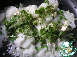 Канедерли из хлеба и колбас в бульоне Канедерли из хлеба и колбас в бульоне