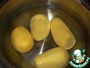 Картофельно-шпинатный гратен под соусом бешамель