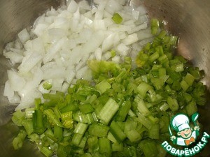 Картофельно-шпинатный гратен под соусом бешамель