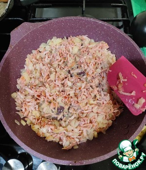 Картофельные котлеты с жареным луком и ветчиной Картофельные котлеты с жареным луком и ветчиной