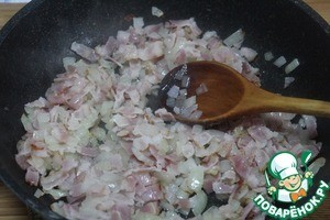 Картофельный гратен с сыром и беконом