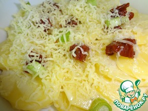 Картофельный гратен с вялеными томатами