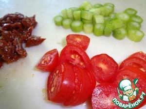 Картофельный гратен с вялеными томатами