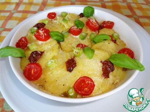 Картофельный гратен с вялеными томатами