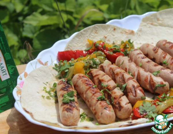 Кисло-сладкие перцы с сосисками Кисло-сладкие перцы с сосисками